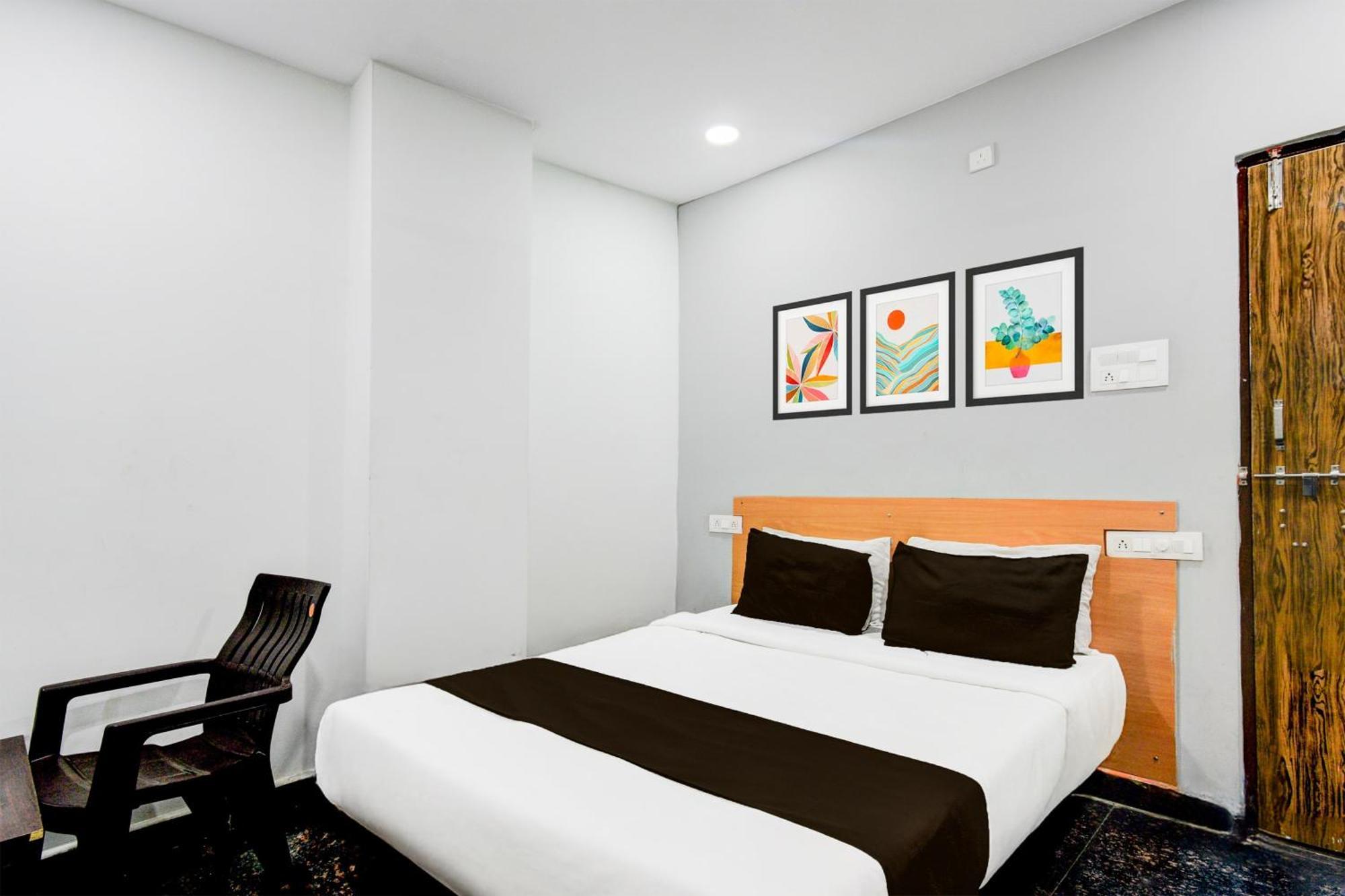 Super Hotel O Malkajgiri Maula Ali Екстериор снимка